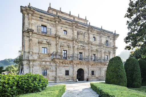 abba Palacio de Soñanes