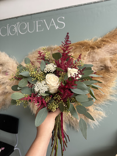 Rocio Cuevas, Experiencia floral
