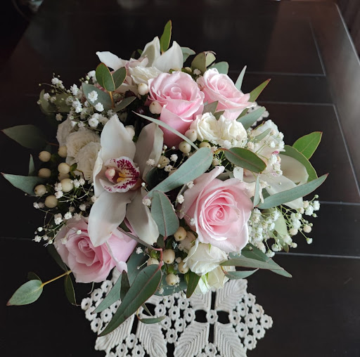 Flores May
