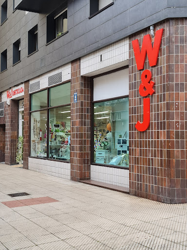 W&J
