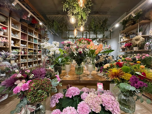 Entreflores - Flowers and Gifts