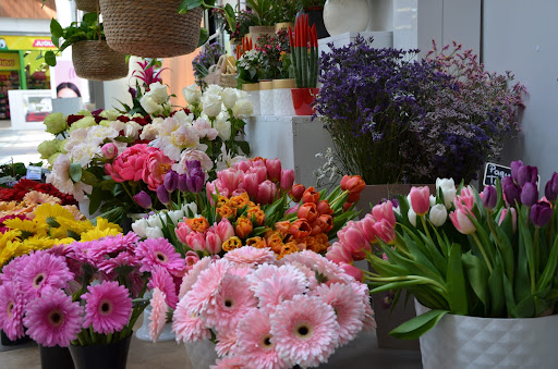 Bloom flower shop torrevieja