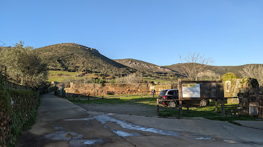Casas de Millán